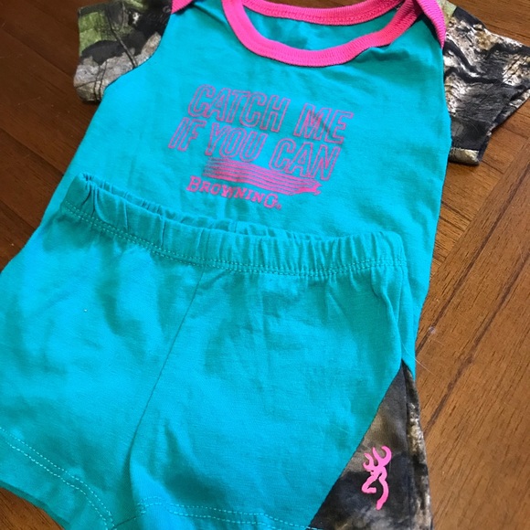 Catch Me If You Can Browning Camo Baby One Piece with Shorts Set, Size 3 Months - Picture 4 of 8